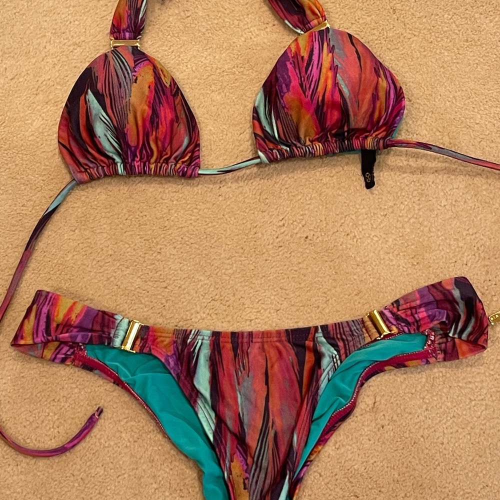 VIX paulahermanny bikini size Medium.  Cheeky cut